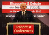 ΣΥΝΕΔΡΙΟ ECONOMIST ΟΜΙΛΙΑ ΠΑΠΑΝΔΡΕΟΥ STIGLITZ