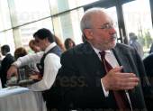 ΣΥΝΕΔΡΙΟ ECONOMIST ΟΜΙΛΙΑ ΠΑΠΑΝΔΡΕΟΥ STIGLITZ