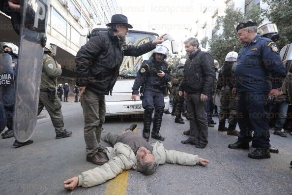 ΚΑΤΑΛΗΨΗ-ΓΡΑΦΕΙΟΥ-ΥΠΟΥΡΓΟΥ-ΑΠΑΣΧΟΛΗΣΗΣ-ΓΙΑΝΝΗ