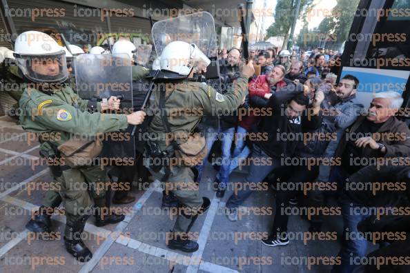 ΚΑΤΑΛΗΨΗ-ΓΡΑΦΕΙΟΥ-ΥΠΟΥΡΓΟΥ-ΑΠΑΣΧΟΛΗΣΗΣ-ΓΙΑΝΝΗ