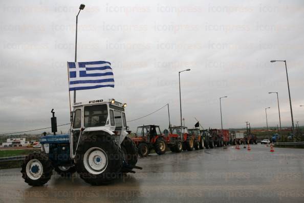 ΛΑΡΙΣΑ:-ΑΠΟΧΩΡΗΣΗ-ΤΩΝ-ΑΓΡΟΤΩΝ-ΑΠΟ-ΤΟΝ-ΚΟΜΒΟ-ΝΙΚΑΙΑΣ-7