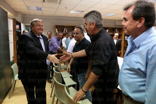 ΣΥΝΑΝΤΗΣΗ-ΠΡΟΕΔΡΟΥ-ΠΑΣΟΚ-ΕΥΑΓΓΕΛΟΥ-ΒΕΝΙΖΕΛΟΥ