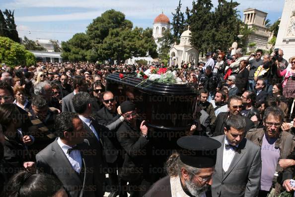 ΝΕΚΡΟΤΑΦΕΙΟ-ΑΘΗΝΩΝ-ΚΗΔΕΙΑ-ΔΗΜΗΤΡΗ-ΜΗΤΡΟΠΑΝΟΥ