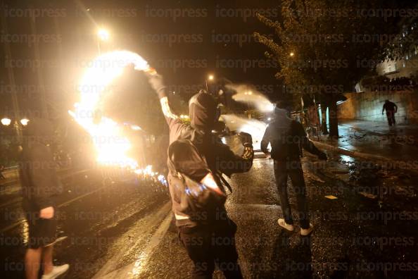 ΑΘΗΝΑ-ΕΠΕΙΣΟΔΙΑ-ΣΥΓΚΕΝΤΡΩΣΗ-ΚΑΤΑ-ΜΝΗΜΟΝΙΟΥ