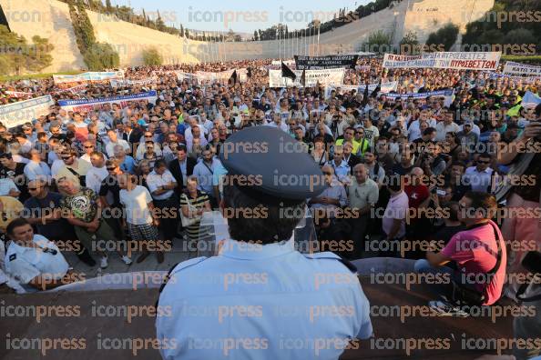 ΑΘΗΝΑ-ΣΥΓΚΕΝΤΡΩΣΗ-ΔΙΑΜΑΡΤΥΡΙΑ-ΕΝΣΤΟΛΩΝ-18