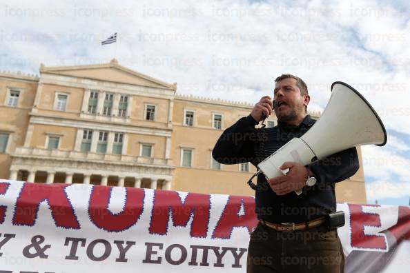 ΣΥΛΛΛΗΤΗΡΙΟ-ΑΔΕΔΥ-ΣΤΗΝ-ΠΛΑΤΕΙΑ-ΚΟΤΖΙΑ