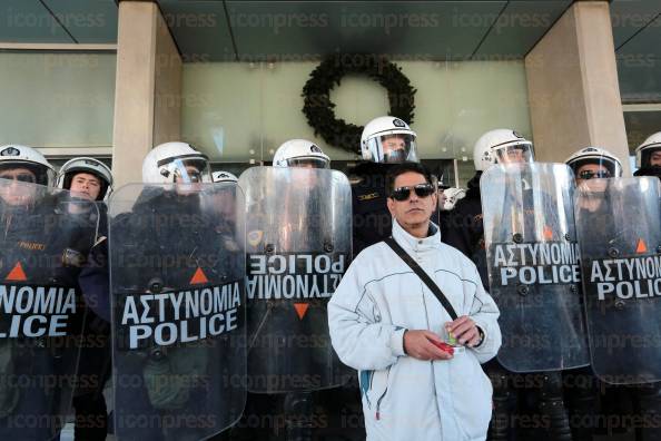 ΑΘΗΝΑ-ΜΕΛΗ-ΕΜΠΟΔΙΖΟΥΝ-ΣΥΝΑΝΤΗΣΗ-ΔΗΜΑΡΧΩΝ-2