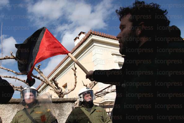 ΑΜΦΙΣΣΑ-ΔΙΑΔΗΛΩΣΕΙΣ-ΜΙΚΡΟΕΠΕΙΣΟΔΙΑ-ΚΑΤΑ-ΔΙΑΡΚΕΙΑ-1