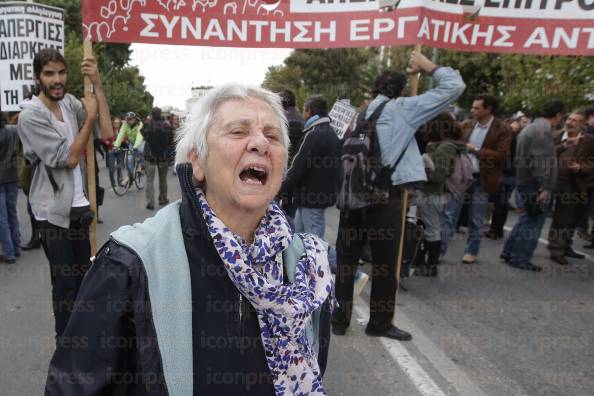 ΔΙΑΜΑΡΤΥΡΙΑ-ΕΡΓΑΖΟΜΕΝΩΝ-ΣΤΙΣ-ΣΤΗΝ-ΠΛΑΤΕΙΑ-12