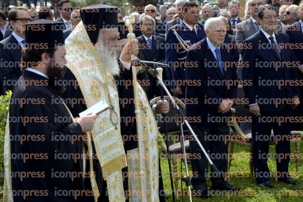 ΣΗΜΕΡΑ-ΠΡΟΕΔΡΟΣ-ΔΗΜΟΚΡΑΤΊΑΣ-ΚAΡΟΛΟΣ-ΠΑΠΟYΛΙΑΣ-19