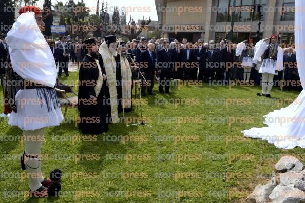 ΣΗΜΕΡΑ-ΠΡΟΕΔΡΟΣ-ΔΗΜΟΚΡΑΤΊΑΣ-ΚAΡΟΛΟΣ-ΠΑΠΟYΛΙΑΣ-28