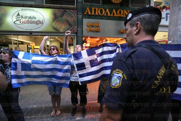 ΠΟΛΙΤΕΣ-ΑΠΟΔΟΚΙΜΑΣΑΝ-ΥΠΟΥΡΓΟ-ΟΙΚΟΝΟΜΙΚΩΝ-ΓΕΡΜΑΝΙΑΣ-7