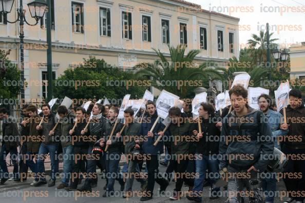 ΠΟΡΕΙΑ-ΔΙΑΜΑΡΤΥΡΙΑΣ-ΜΑΘΗΤΩΝ-ΓΙΑ-ΤΗ-ΠΑΛΑΙΣΤΙΝΗ-ΣΤΗ-ΑΜΕΡΙΚΑΝΙΚΗ-ΚΑΙ-ΙΣΡΑΗΛΙΝΗ-ΠΡΕΣΒΕΙΑ-9