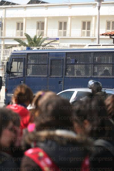 ΣΥΓΚΕΝΤΡΩΣΗ-ΔΙΑΜΑΡΤΥΡΙΑΣ-ΜΑΘΗΤΩΝ-ΦΥΛΑΚΕΣ-ΚΟΡΥΔΑΛΛΟΥ-2