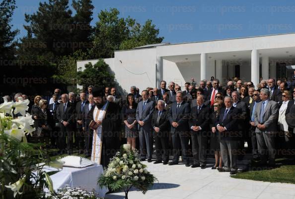 ΜΝΗΜΟΣΥΝΟ-ΚΩΝΣΤΑΝΤΙΝΟ-ΚΑΡΑΜΑΝΛΗ-ΙΔΡΥΜΑ-ΚΩΝΣΤΑΝΤΙΝΟΣ-1