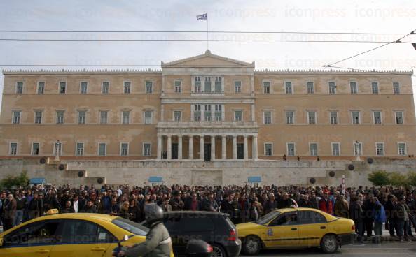 ΔΙΑΜΑΡΤΥΡΙΑ-ΤΩΝ-ΑΠΟΛΥΜΕΝΩΝ-ΤΗΣ-ΛΑΡΚΟ-ΕΞΩ-ΑΠΟ-ΤΗ-ΒΟΥΛΗ-1