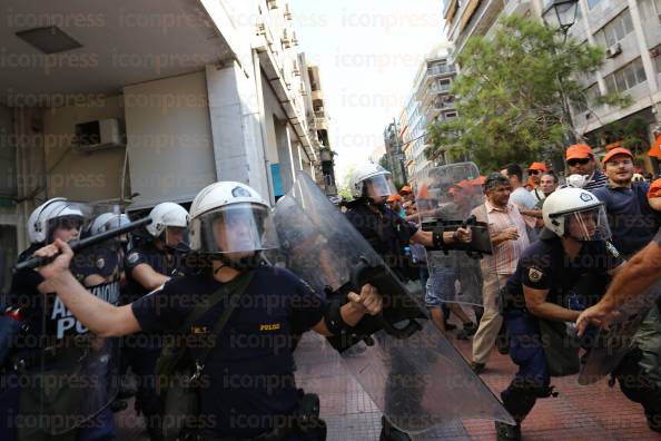 ΜΗΧΑΝΟΚΙΝΗΤΗ-ΠΟΡΕΙΑ-ΔΙΑΜΑΡΤΥΡΙΑΣ-ΜΕΤΡΑ-ΚΕΝΤΟ-6