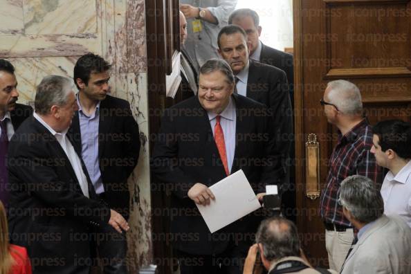 ΣΥΝΕΔΡΙΑΣΗ-ΚΟΙΝΟΒΟΥΛΕΥΤΙΚΗΣ-ΟΜΑΔΑΣ-ΠΑΣΟΚ-ΠΡΟΕΔΡΙΑ-5