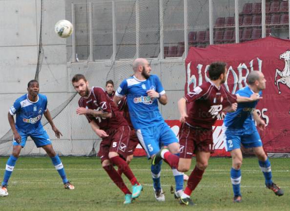 ΛΑΡΙΣΑ-ΚΑΒΑΛΑ-FOOTBALL-LEAGUE-6