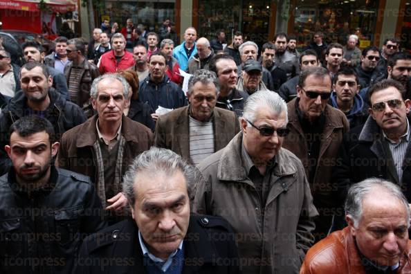 ΣΥΓΚΕΝΤΡΩΣΗ-ΔΙΑΜΑΡΤΥΡΙΑΣ-ΒΕΝΖΙΝΟΠΟΛΩΝ-ΥΠΟΥΡΓΕΙΟ-ΟΙΚΟΝΟΜΙΚΩΝ-3