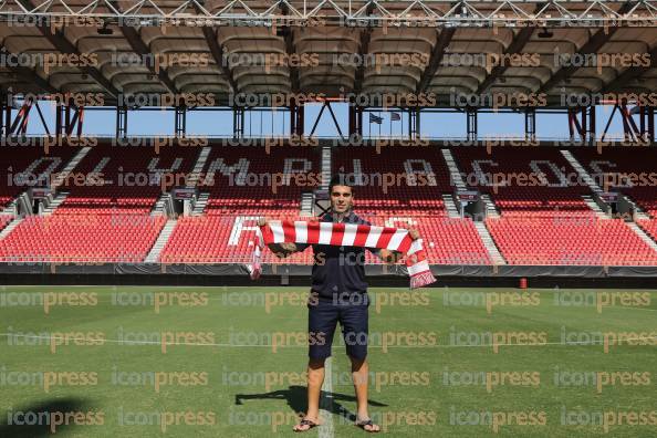 ΠΑΡΟΥΣΙΑΣΗ-ΝΕΩΝ-ΠΑΙΚΤΩΝ-ΟΛΥΜΠΙΑΚΟΥ-ΠΑΜΠΛΟ