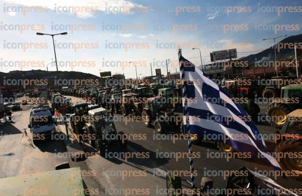 ΛΑΡΙΣΑ:-ΣΥΓΚΕΝΤΡΩΣΗ-ΑΓΡΟΤΩΝ-ΣΤΟΝ-ΚΟΜΒΟ-ΤΩΝ-ΤΕΜΠΩΝ-14