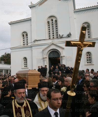 ΝΕΚΡΩΣΙΜΗ-ΑΚΟΛΟΥΘΙΑ-ΛΑΜΠΡΑΚΗ-1