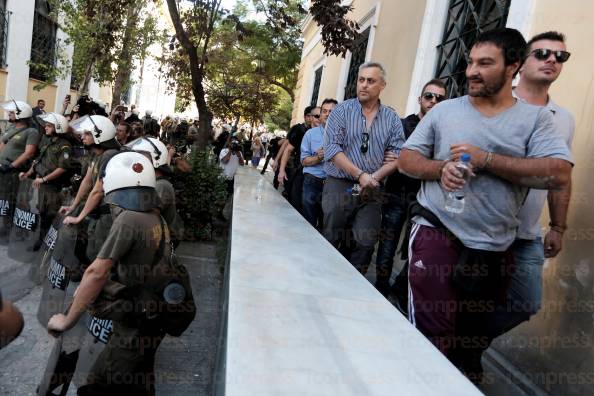 ΑΘΗΝΑ-ΔΙΚΑΣΤΗΡΙΑ-ΣΥΛΛΗΦΘΕΝΤΕΣ-ΕΡΓΑΤΕΣ-ΝΑΥΠΗΓΕΙΩΝ-1