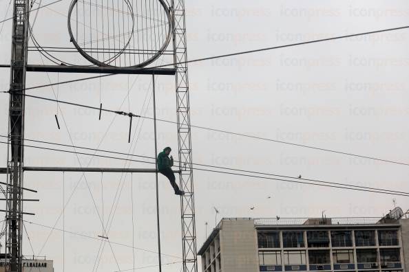 ΚΩΦΑΛΑΛΗ-35ΧΡΟΝΗ-ΑΠΕΙΛΕΙ-ΑΥΤΟΚΤΟΝΗΣΕΙ-ΣΤΗΝ-3