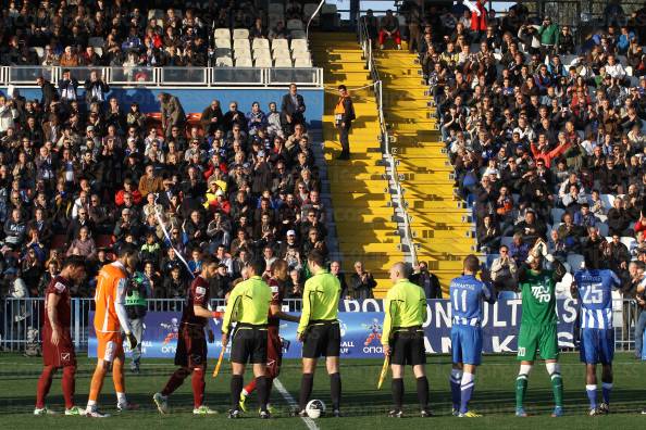 ΑΠΟΛΛΩΝ-ΣΜΥΡΝΗΣ-ΛΑΡΙΣΑ-FOOTBALL-LEAGUE-6