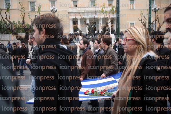 ΠΟΡΕΙΑ-ΓΙΑ-ΤΟΝ-ΕΟΡΤΑΣΜΟ-ΤΟΥ-ΠΟΛΥΤΕΧΝΕΙΟΥ-2