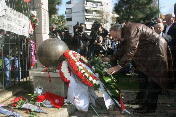 ΜΝΗΜΟΣΥΝΟ-ΤΗΣ-ΘΥΡΑΣ-5