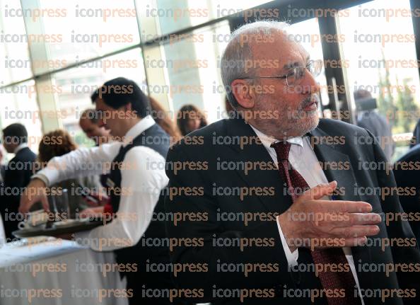 ΣΥΝΕΔΡΙΟ-ECONOMIST-ΟΜΙΛΙΑ-ΠΑΠΑΝΔΡΕΟΥ-STIGLITZ-8