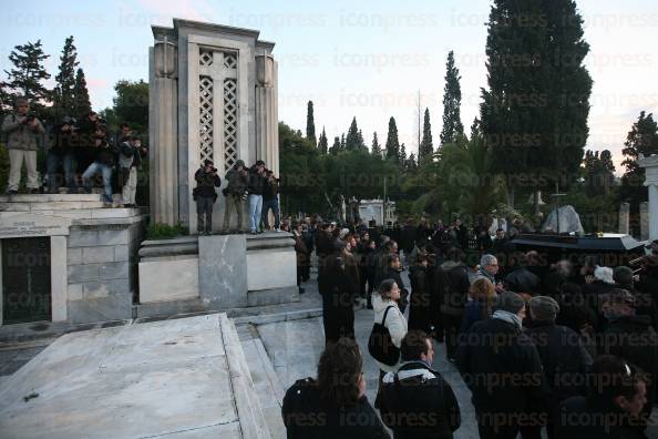 ΚΗΔΕΙΑ-ΘEΟΔΩΡΟΥ-ΑΓΓΕΛΟΠΟΥΛΟΥ-ΠΡΩΤΟ-ΝΕΚΡΟΤΑΦΕΙΟ