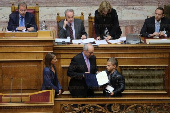 ΒΟΥΛΗ-ΒΡΑΒΕΥΣΗ-ΠΑΡΑΟΛΥΜΠΙΟΝΙΚΩΝ-ΠΑΡΑΟΛΥΜΠΙΑΔΑΣ-ΛΟΝΔΙΝΟΥ-18