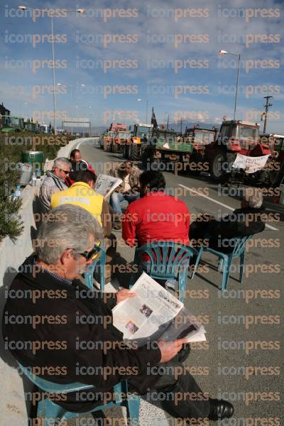 ΝΙΚΑΙΑ:-ΜΠΛΟΚΟ-ΤΩΝ-ΑΓΡΟΤΩΝ-34