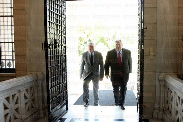 ΣΥΝΑΝΤΗΣΗ-ΥΠΗΡΕΣΙΑΚΟΥ-ΠΡΩΘΥΠΟΥΡΓΟΥ-ΠΑΝΑΓΙΩΤΗ-ΠΙΚΡΑΜΕΝΟΥ-8