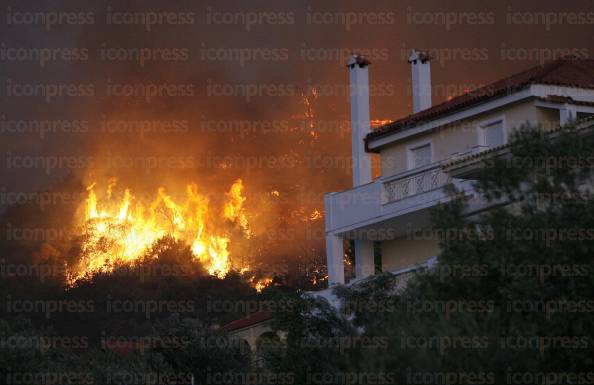 ΤΡΙΤΗ-ΗΜΕΡΑ-ΚΑΤΑΣΤΡΟΦΙΚΩΝ-ΠΥΡΚΑΓΙΩΝ-ΣΤΗΝ