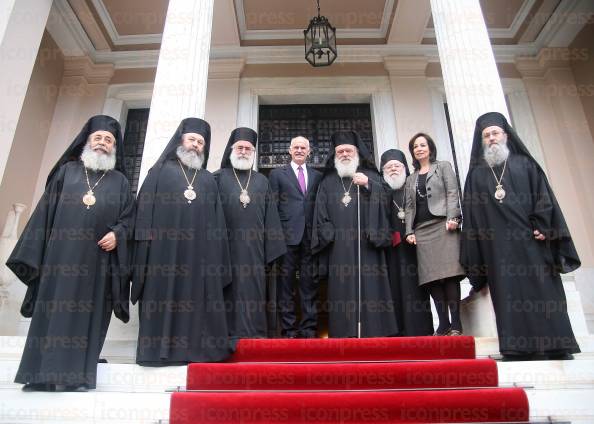 ΣΥΝΑΝΤΗΣΗ-ΠΡΩΘΥΠΟΥΡΓΟΥ-ΠΑΠΑΝΔΡΕΟΥ-ΑΡΧΙΕΠΙΣΚΟΠΟ-ΑΘΗΝΩΝ