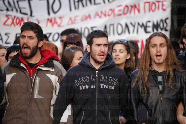 ΠΟΡΕΙΑ-ΔΙΑΜΑΡΤΥΡΙΑΣ-ΦΟΙΤΗΤΩΝ-1