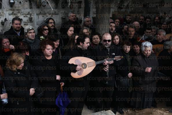 ΚΗΔΕΙΑ-ΔΟΜΝΑ-ΣΑΜΙΟΥ-ΝΕΚΡΟΤΑΦΕΙΟ-ΝΕΑΣ