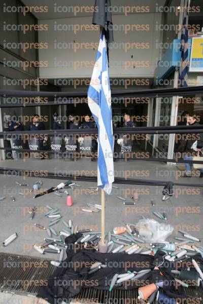 ΣΥΓΚΕΝΤΡΩΣΗ-ΔΙΑΜΑΡΤΥΡΙΑΣ-ΑΝΤΙΣΚΗΝΑ-ΕΡΓΑΖΟΜΕΝΩΝ-ΕΤΑΙΡΕΙΑΣ-2