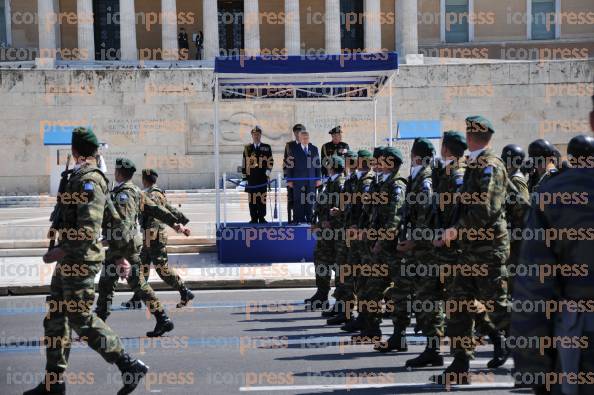 ΑΘΗΝΑ-ΣΤΡΑΤΙΩΤΙΚΗ-ΠΑΡΕΛΑΣΗ-ΕΟΡΤΑΣΜΟ-ΜΑΡΤΙΟΥ-8