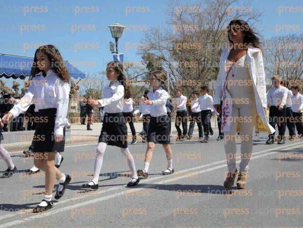 ΚΡΗΤΗ-ΗΡΑΚΛΕΙΟ-ΣΤΡΑΤΙΩΤΙΚΗ-ΠΑΡΕΛΑΣΗ-ΕΟΡΤΑΣΜΟ-1