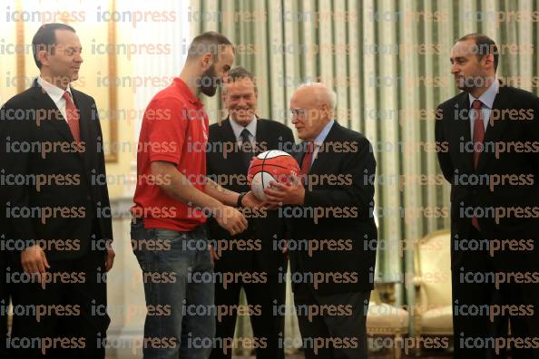 πρωταθλητή-Ευρώπης-Ολυμπιακό-υποδεχθηκε-Πρόεδρος-10