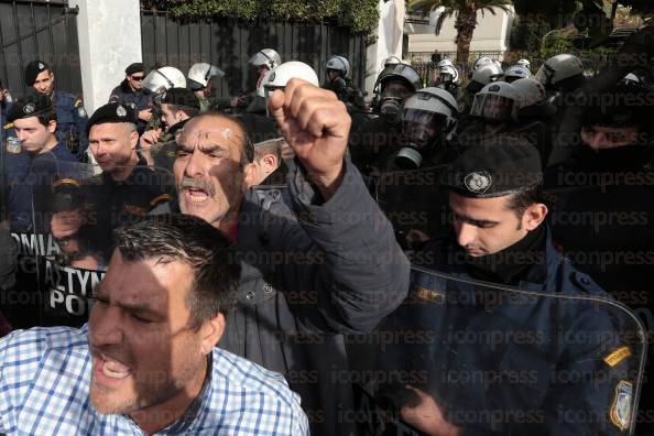 ΠΟΡΕΙΑ-ΔΙΑΜΑΡΤΥΡΙΑΣ-ΕΡΓΑΖΟΜΕΝΩΝ-ΣΤΗΝ-ΤΟΠΙΚΗ