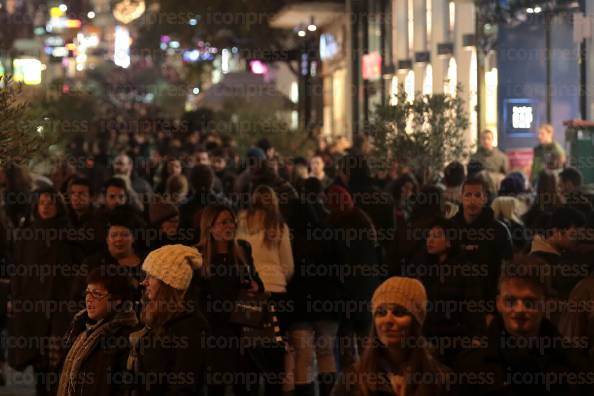 ΑΝΟΙΧΤΑ-ΚΑΤΑΣΤΗΜΑΤΑ-ΣΤΗΝ-ΕΡΜΟΥ-ΤΕΛΕΥΤΑΙΑ-3