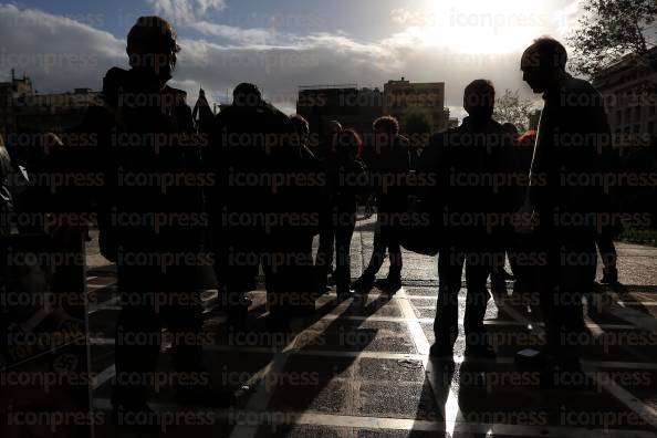 ΣΥΓΚΕΝΤΡΩΣΗ-ΑΔΕΔΥ-ΣΤΗΝ-ΠΛΑΤΕΙΑ-ΚΛΑΥΘΜΩΝΟΣ-1