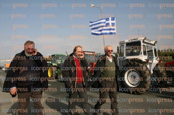 ΛΑΡΙΣΑ:-ΑΠΟΚΛΕΙΣΜΟΣ-ΤΗΣ-ΕΘΝΙΚΗΣ-ΟΔΟΥ-ΣΤΟ-ΥΨΟΣ-ΤΗΣ-ΝΙΚΑΙΑΣ-ΑΠΟ-ΑΓΡΟΤΕΣ