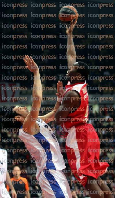 ΟΛΥΜΠΙΑΚΟΣ-ΕΦΕΣ-BASKET-LEAGUE